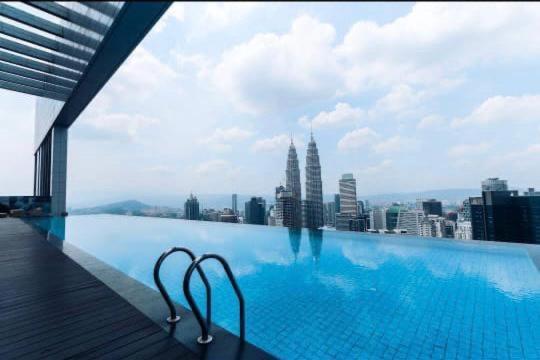 The Platinum Klcc By Castle Apartment Kuala Lumpur Luaran gambar